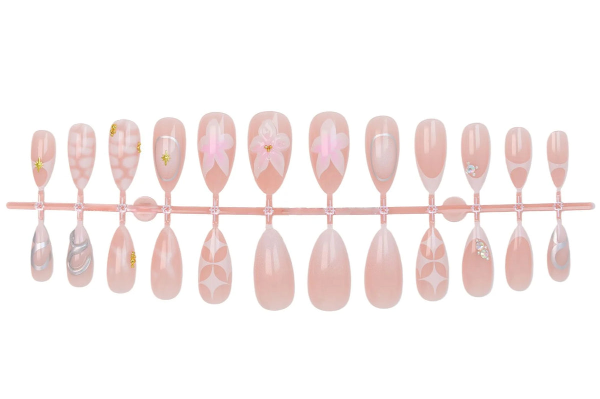Press-On Nail Set Floral & Gold Accents Skin-Friendly