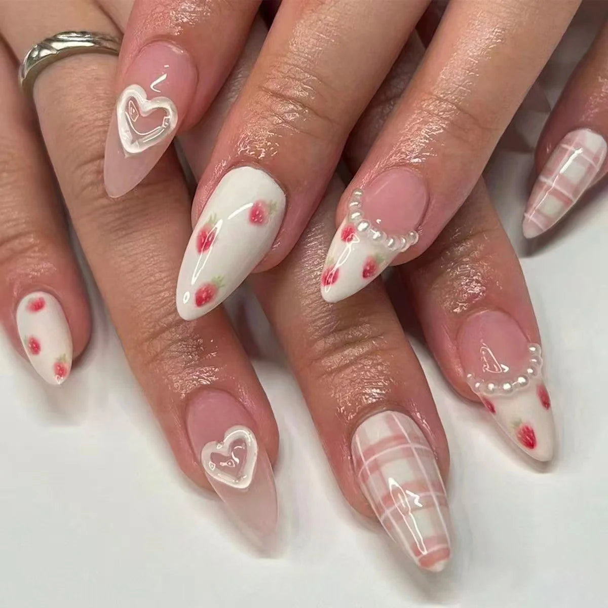 Press-On Nail Set Floral & Heart Design Long-Wear