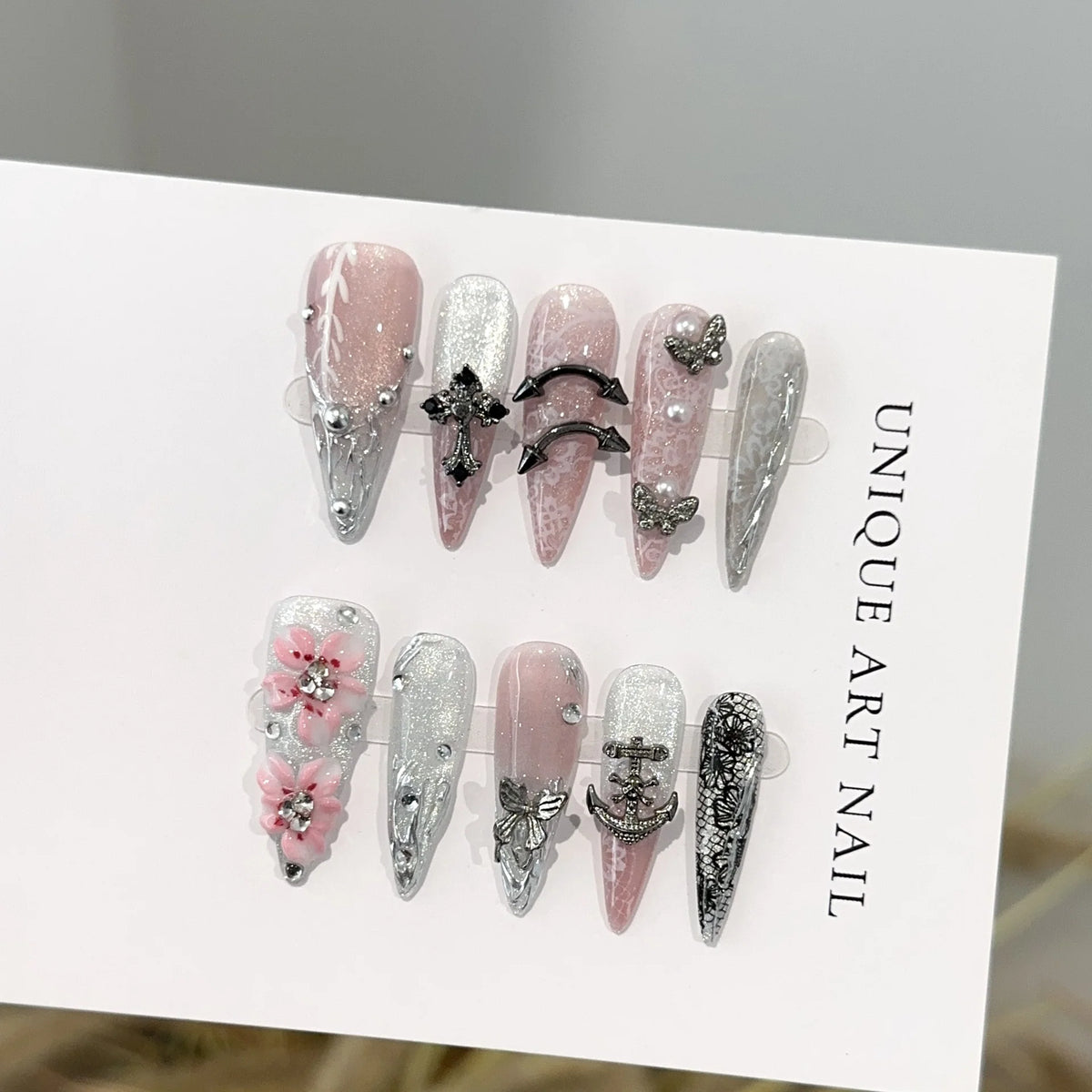 Press-On Nail Set Floral Jewel Accents