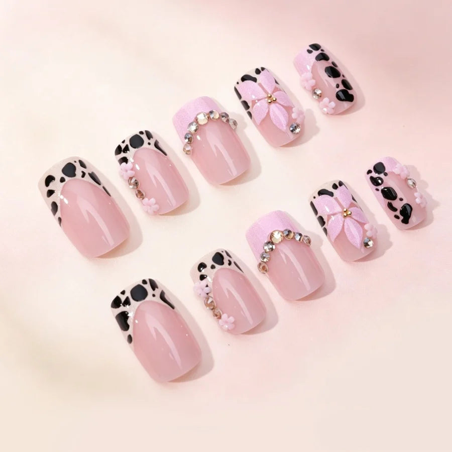 Press-On Nail Set Floral & Lace 24-Piece With Adhesive