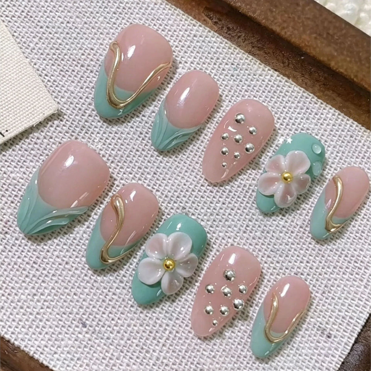 Press-On Nail Set Floral & Metallic Accents Non-Toxic