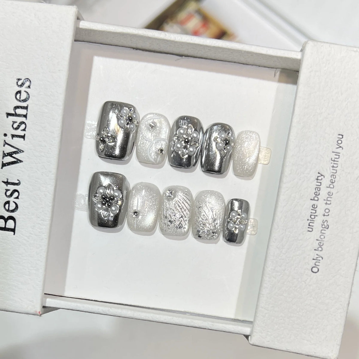 Press-On Nail Set Floral & Metallic Designs Reusable