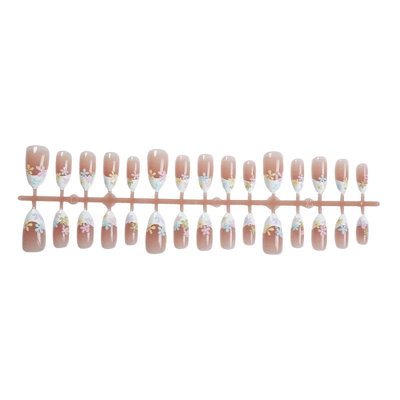 Press-On Nail Set Floral Pastel & Quick Application