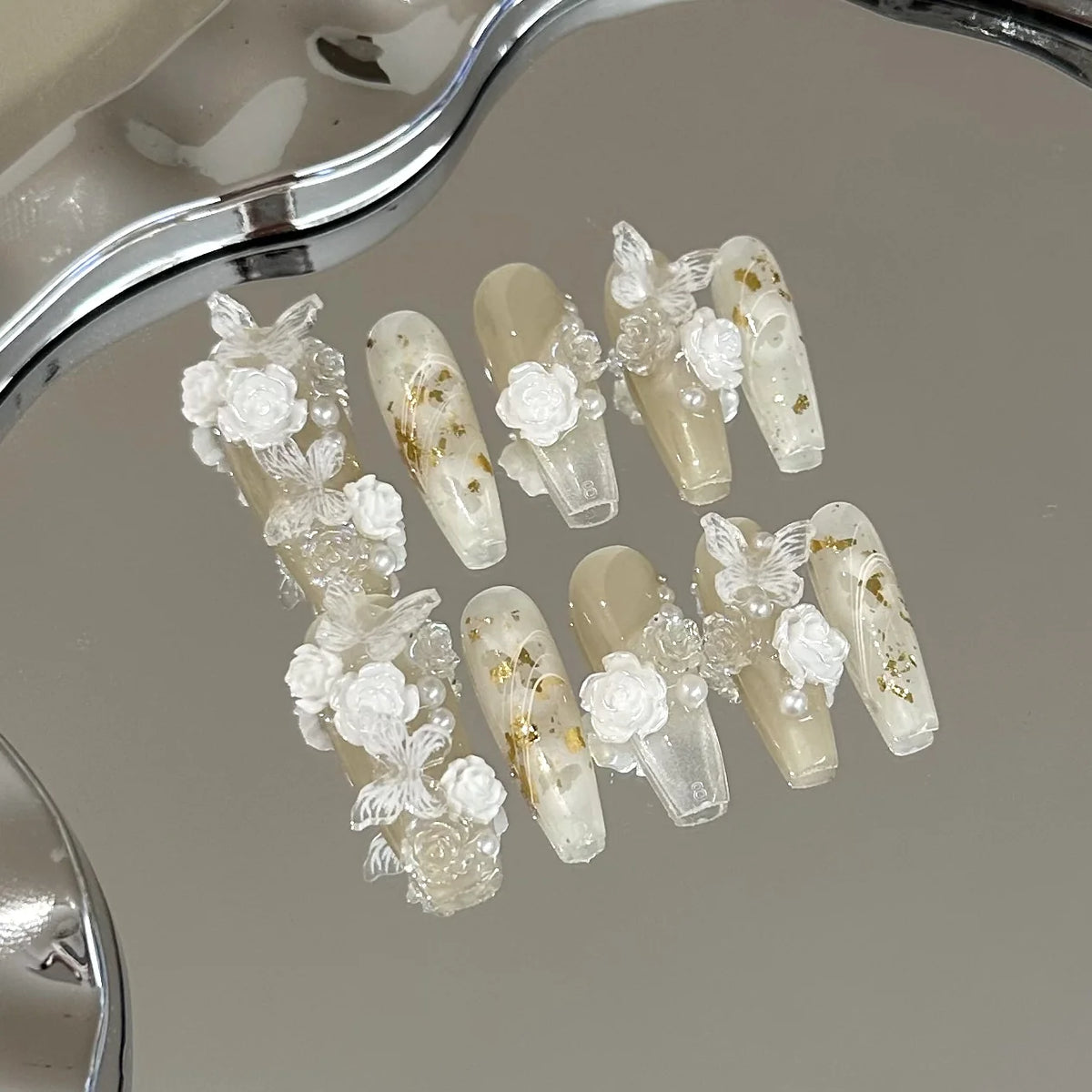 Press-On Nail Set Floral & Pearl Accents Easy-Apply