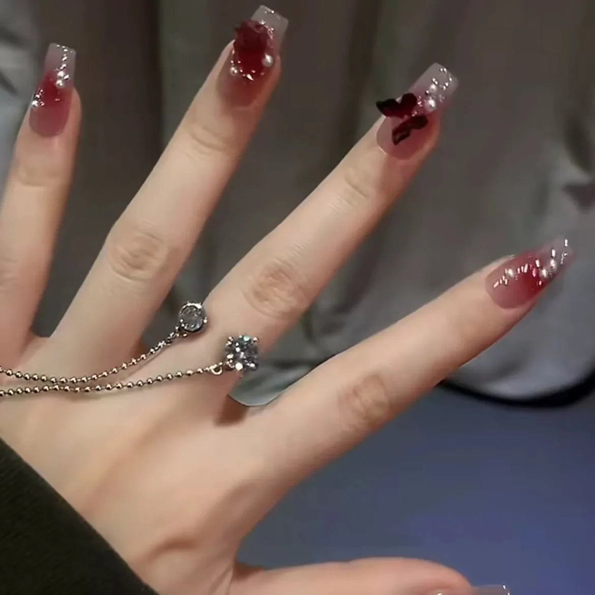 Press-On Nail Set Floral & Pearl Embellished Easy Application
