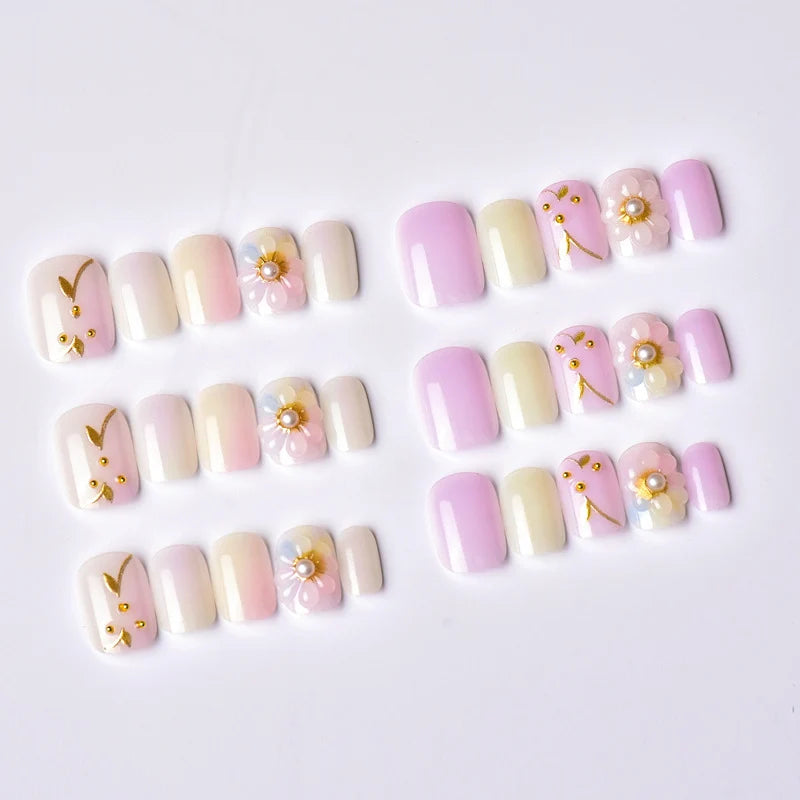 Press-On Nail Set Floral Pearl Peel & Press
