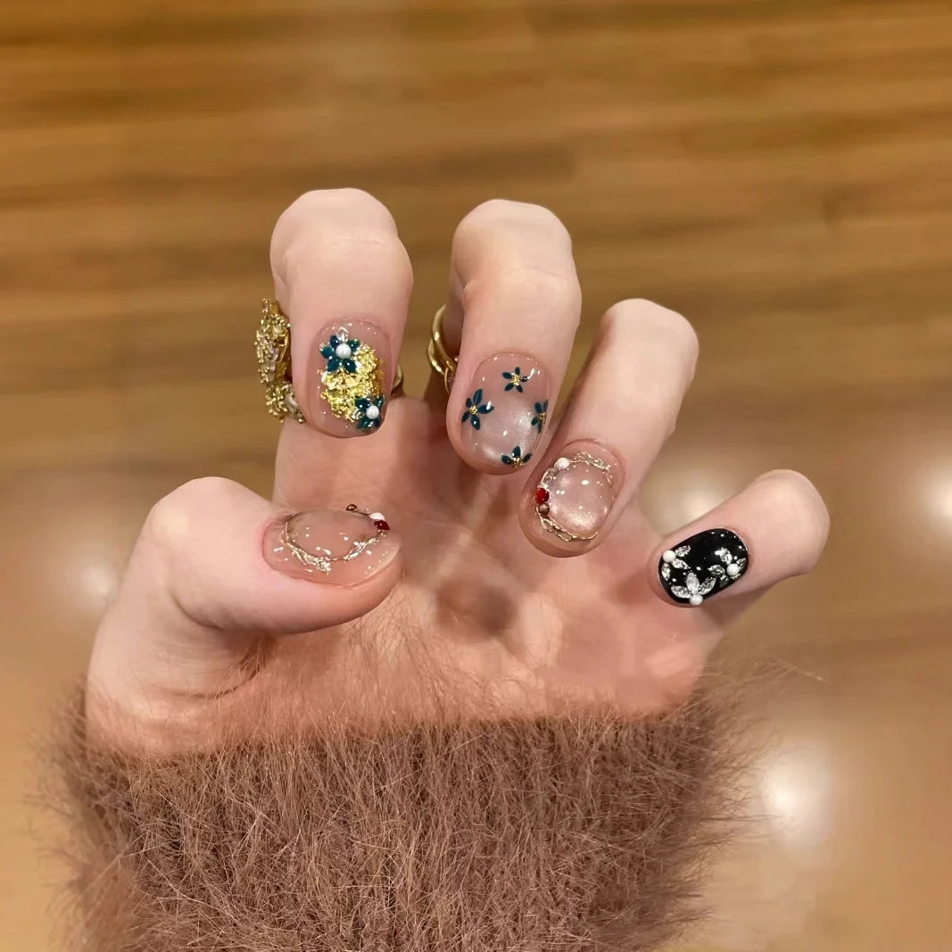 Press-On Nail Set Floral Peel-And-Stick Reusable