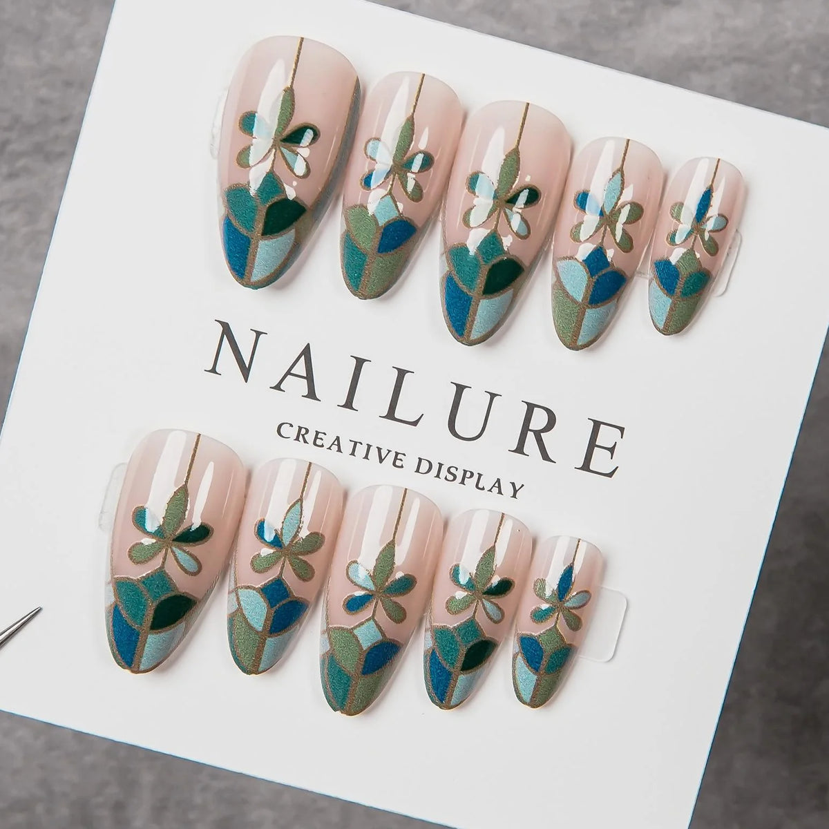 Press-On Nail Set Floral Peel & Stick 24-Piece