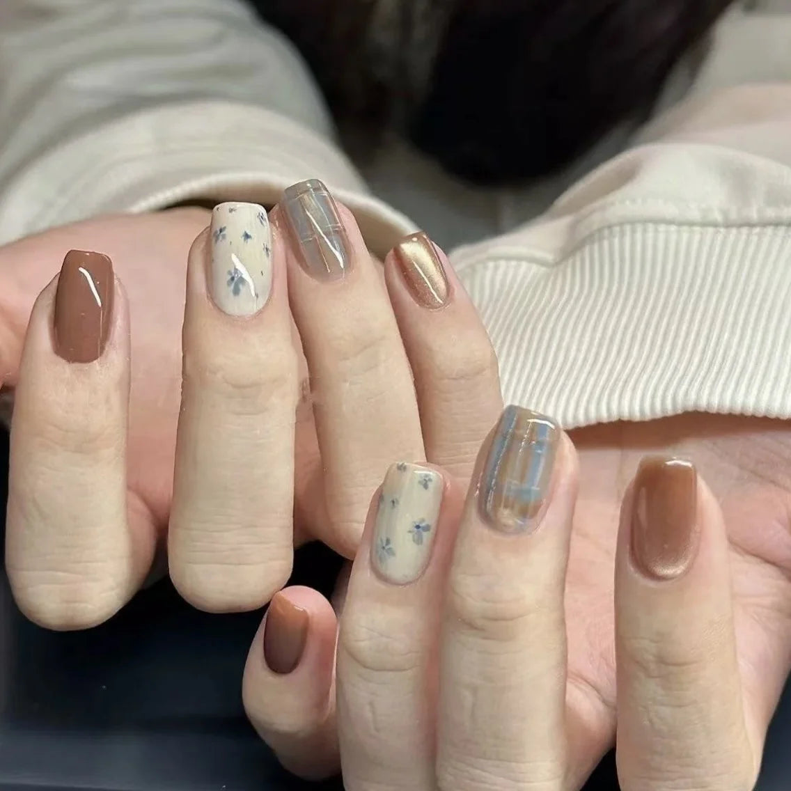 Press-On Nail Set Floral & Plaid Fits Multiple Sizes