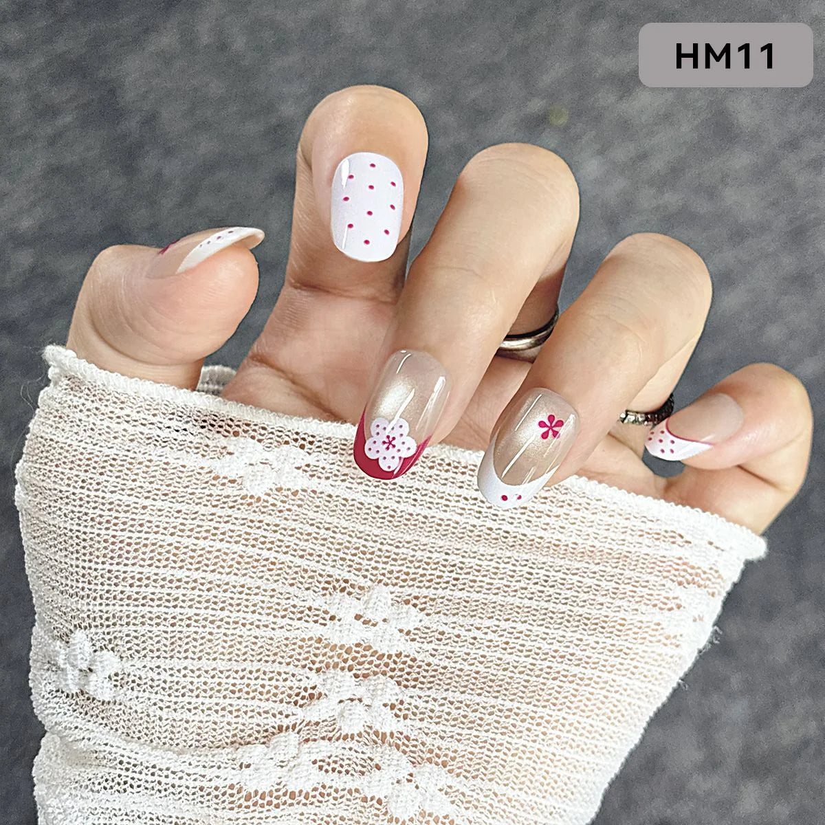 Press-On Nail Set Floral & Polka Dot Ready Adhesive