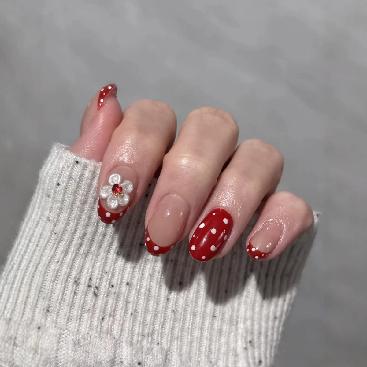 Press-On Nail Set Floral & Polka Dot Self-Adhesive