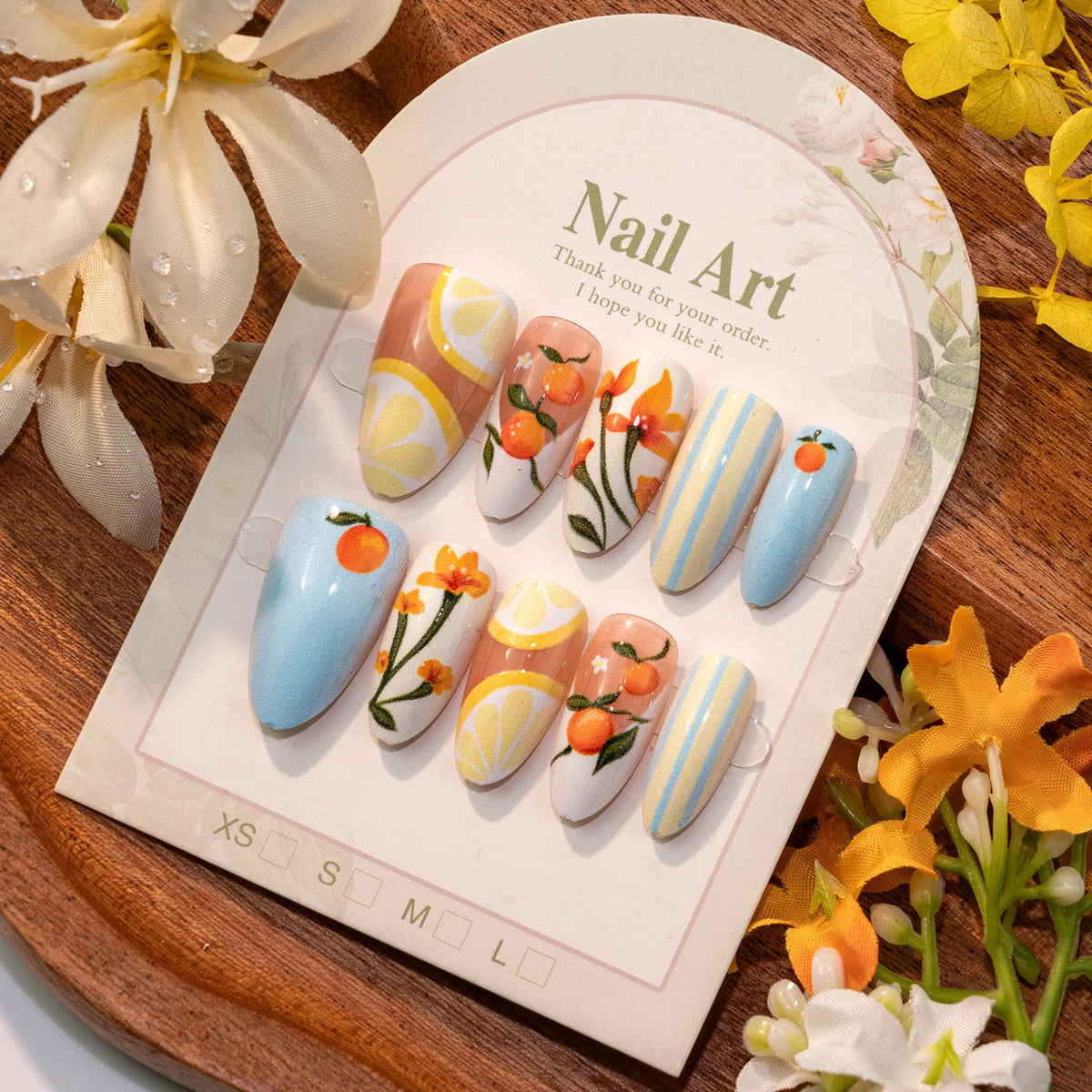 Press-On Nail Set Floral Pre-Designed & Long-Lasting