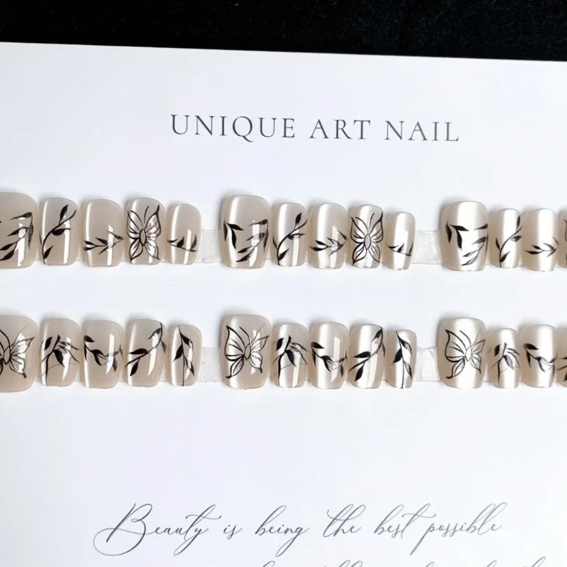 Press-On Nail Set Floral Print Long-Lasting