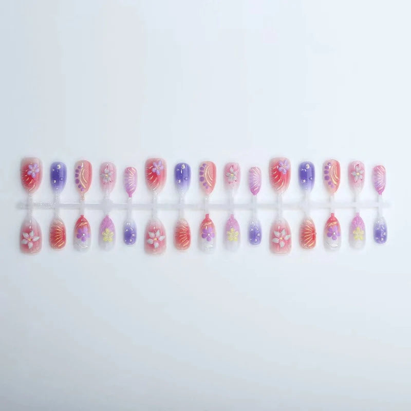 Press-On Nail Set Floral Reusable & Lightweight
