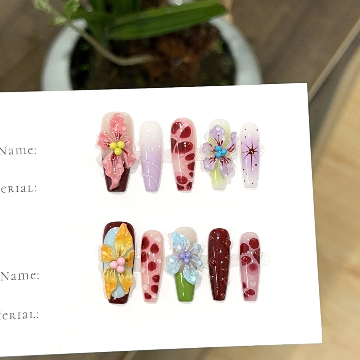 Press-On Nail Set Floral Reusable No Glue