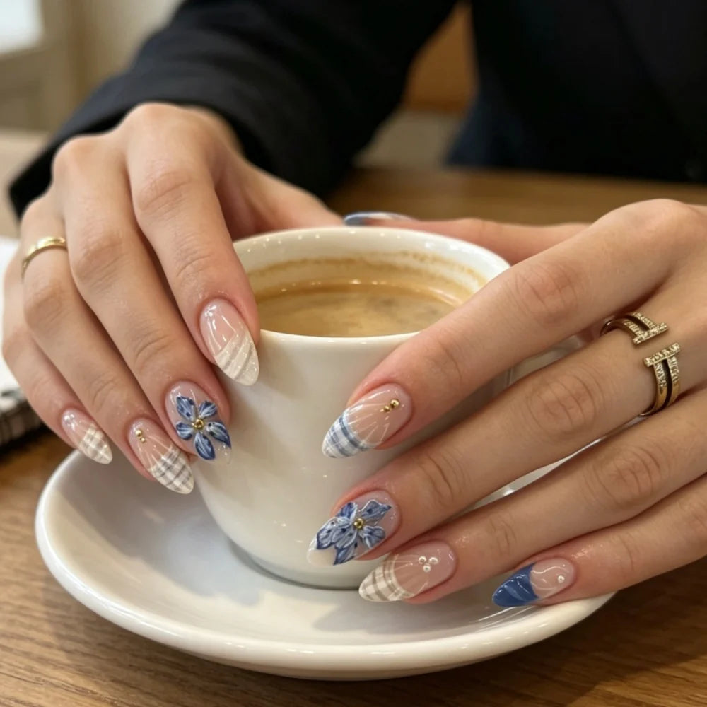 Press-On Nail Set Floral Self-Adhesive 24 Pieces