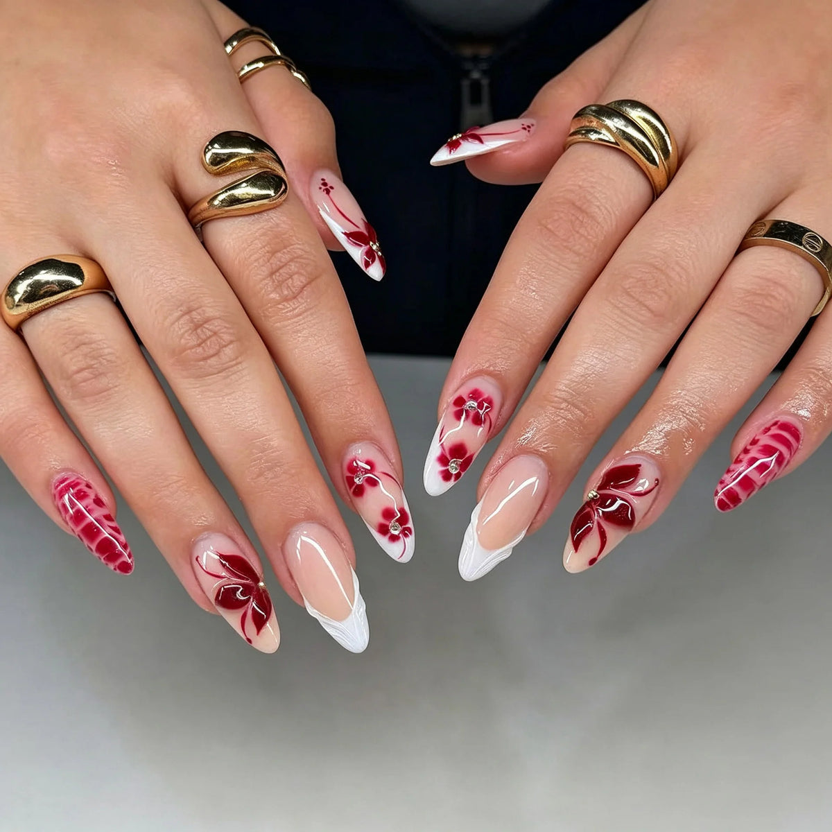 Press-On Nail Set Floral Stiletto Pre-Glued