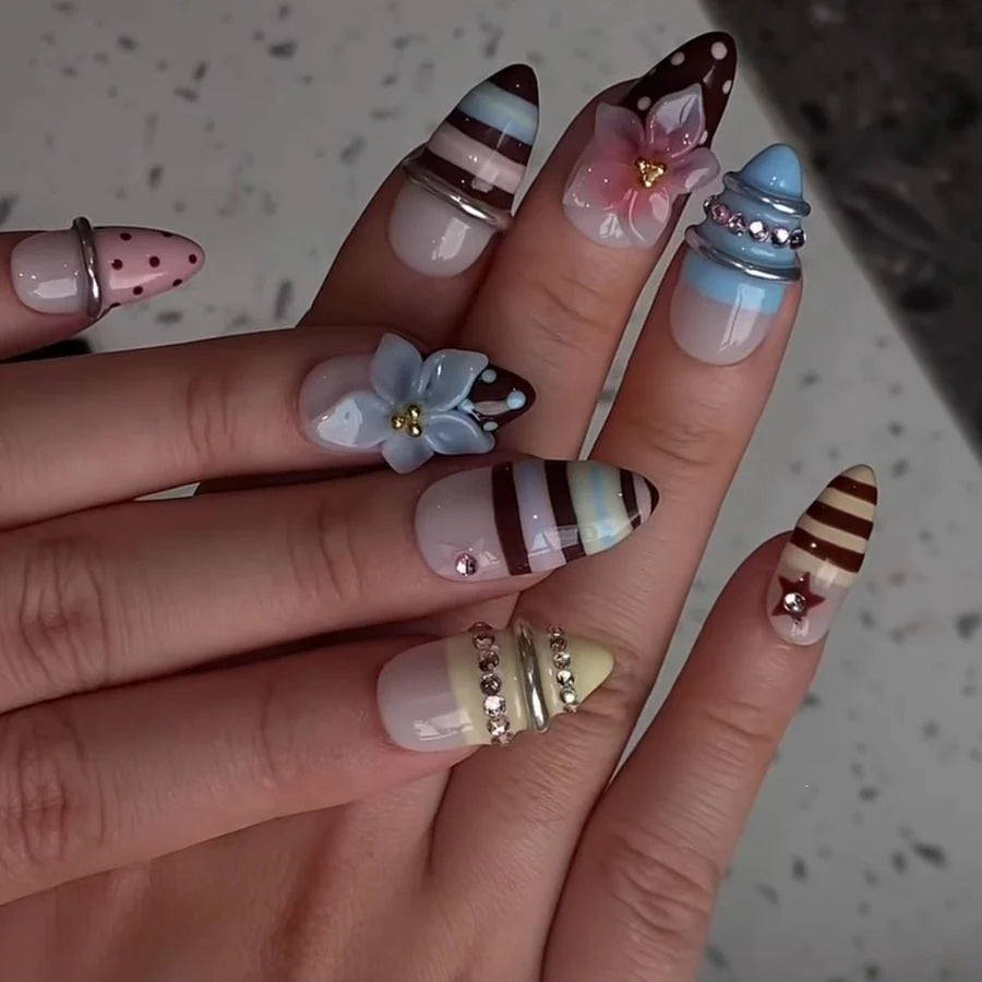 Press-On Nail Set Floral & Striped Reusable Easy Application