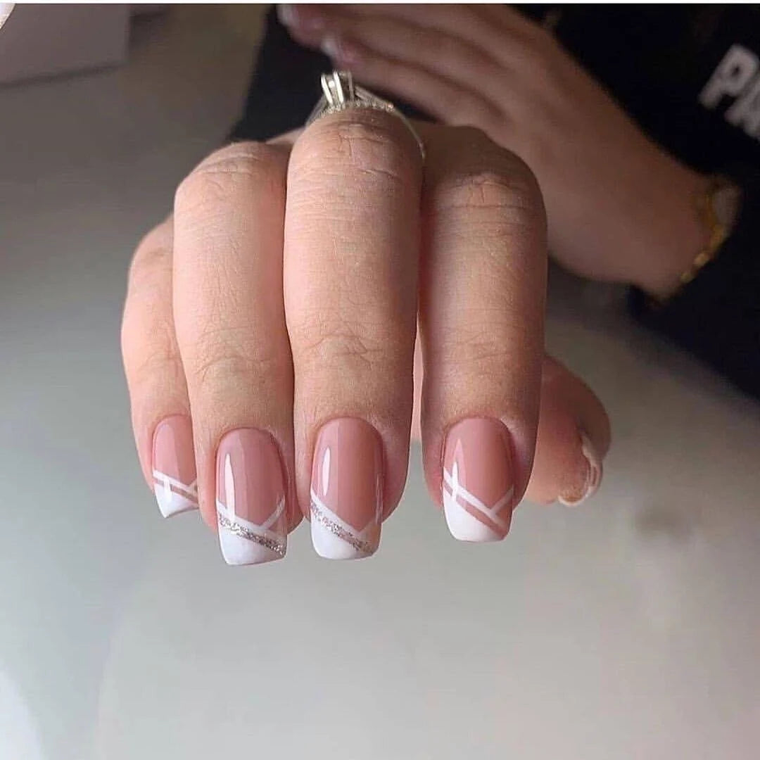 Press-On Nail Set French Tip & Glitter Easy Application