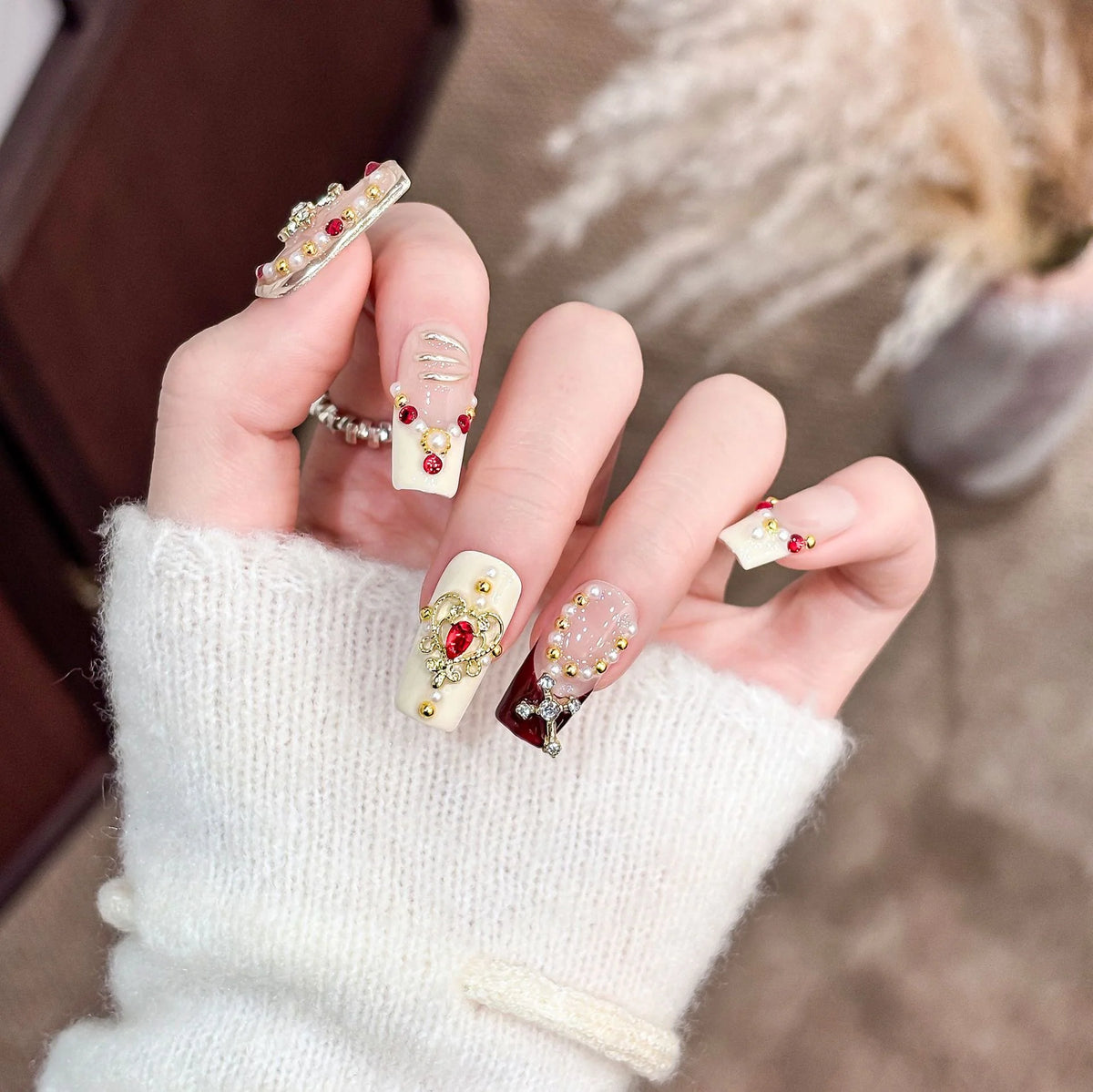 Press-On Nail Set Gemstone Embellished Strong Adhesive & Reusable