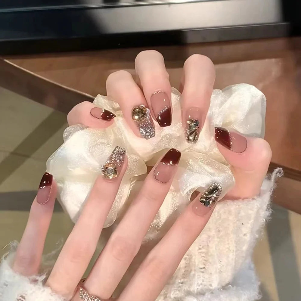 Press-On Nail Set Glitter Embellished Easy Application