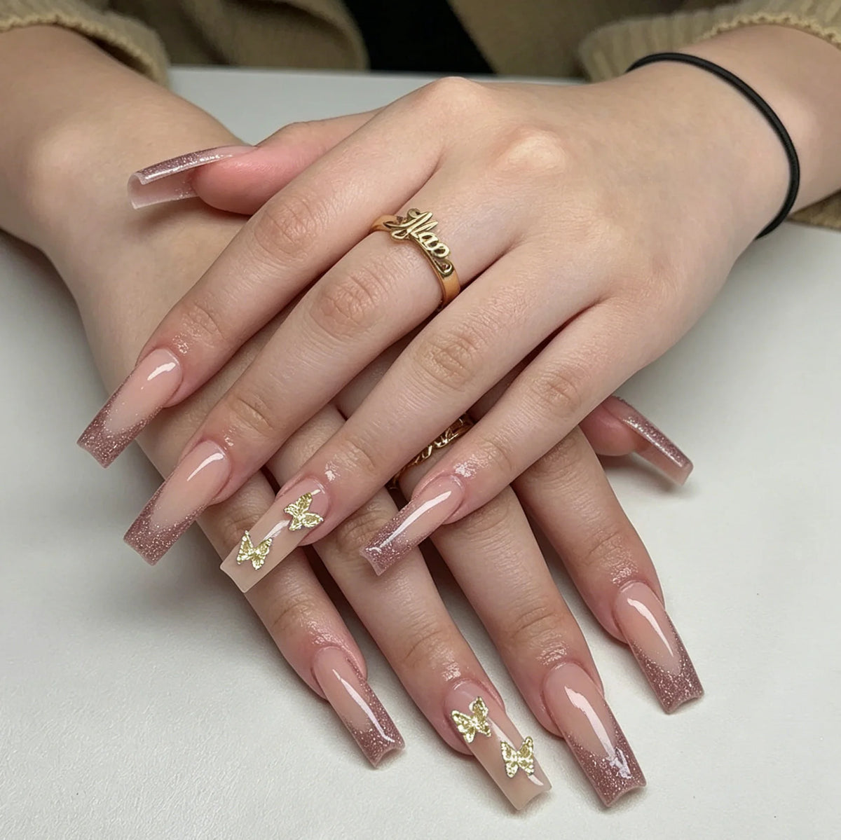 Press-On Nail Set Glitter Finish Comfortable Fit