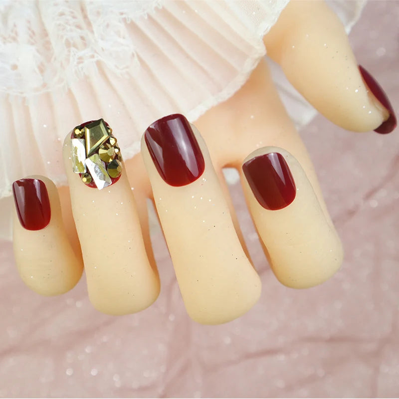 Press-On Nail Set Glossy Finish & Gem Accents