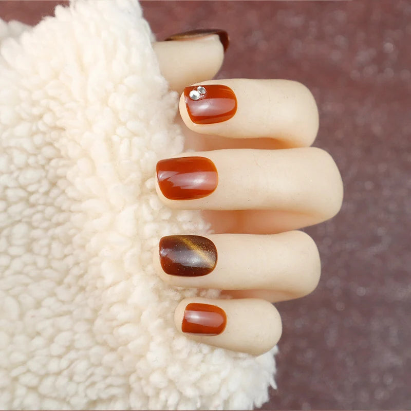 Press-On Nail Set Glossy Finish No Glue
