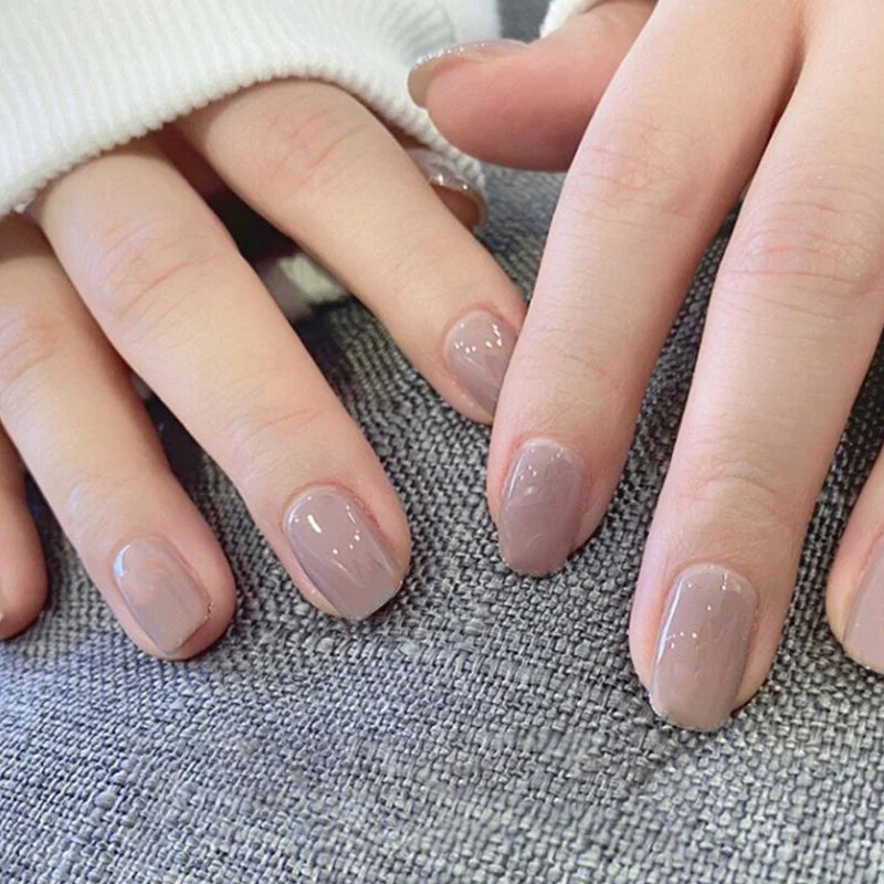 Press-On Nail Set Glossy Finish Reusable & At-Home Application