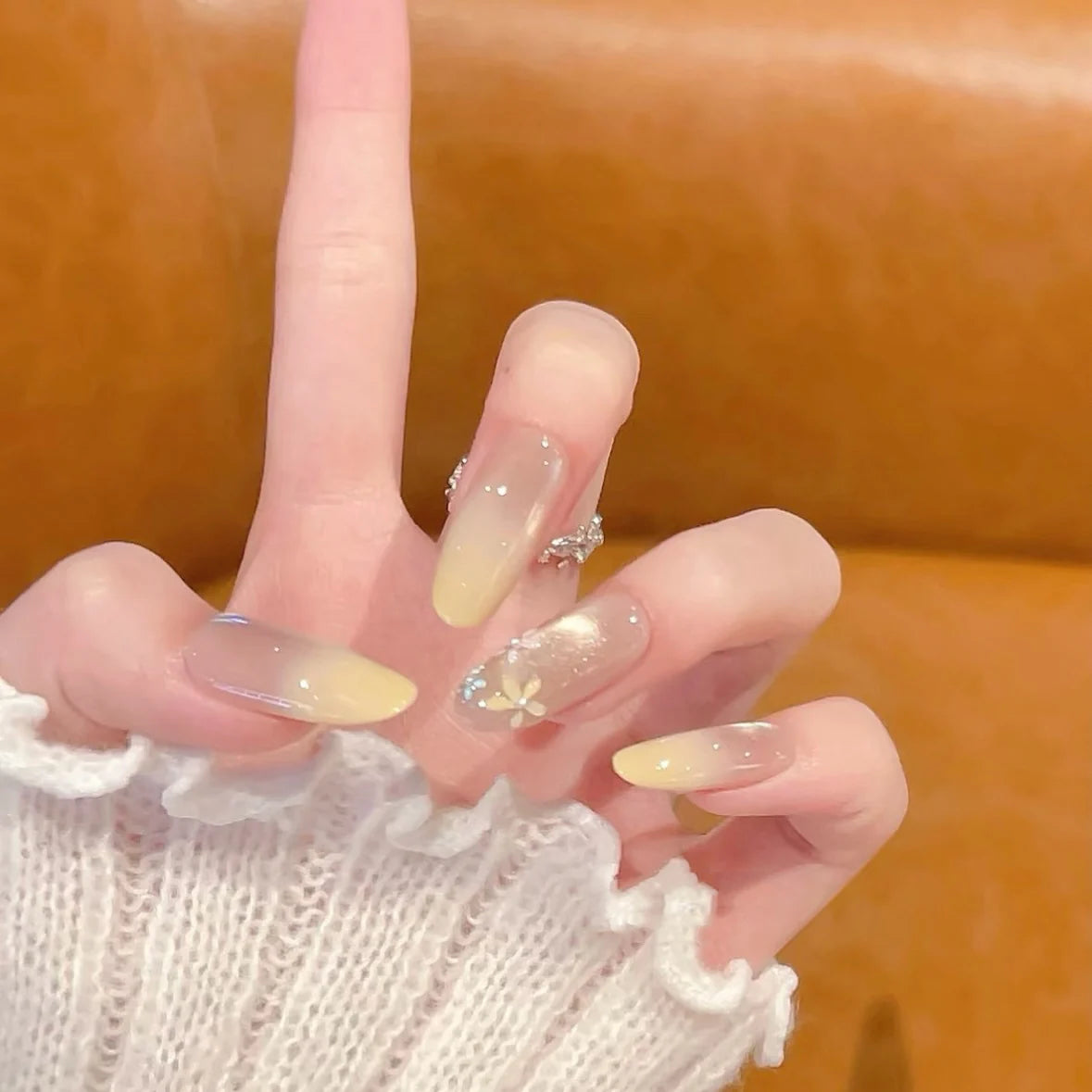 Press-On Nail Set Glossy Floral Peel & Stick