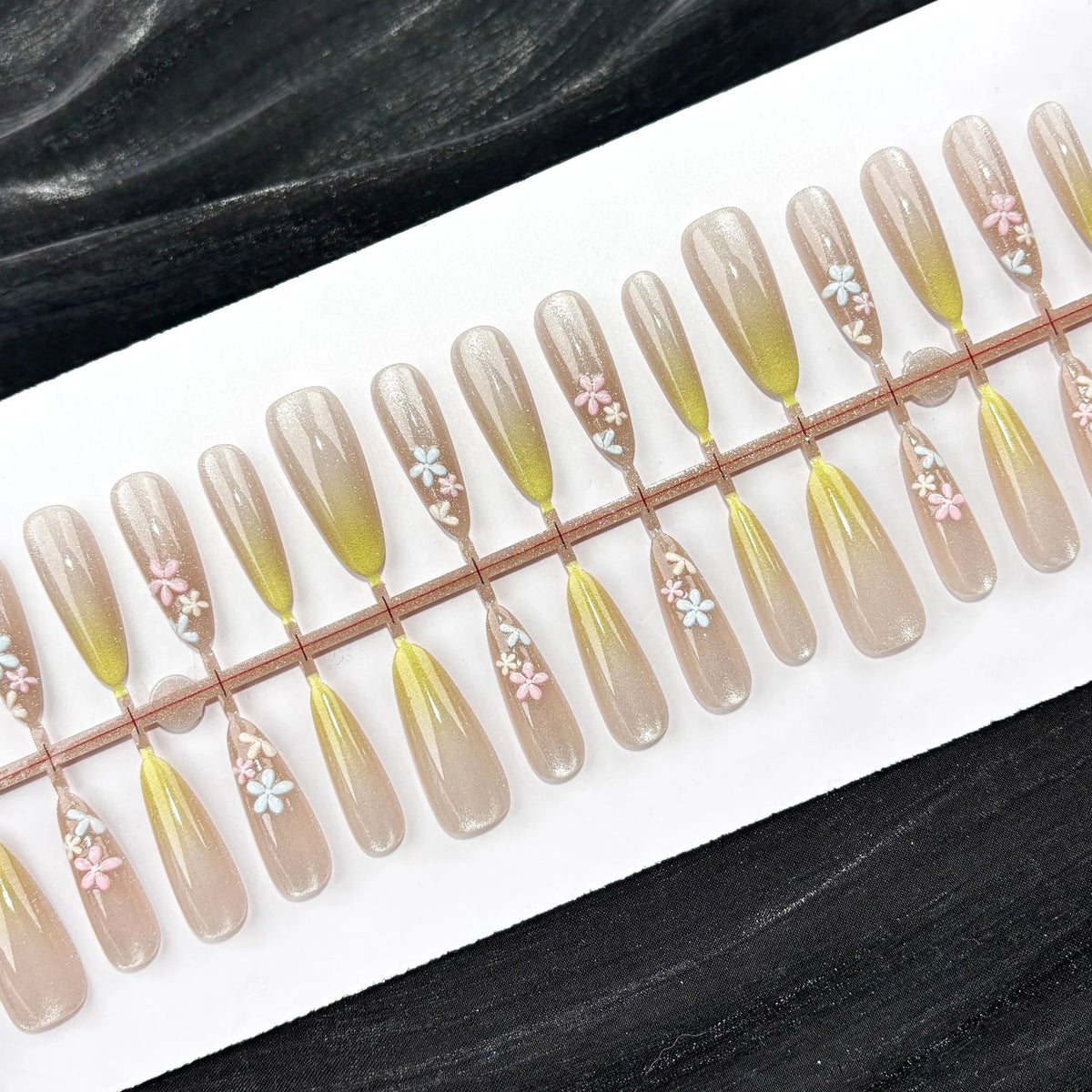 Press-On Nail Set Glossy Floral Peel & Stick