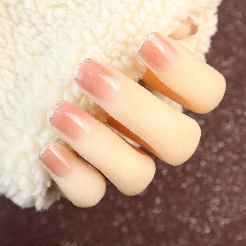 Press-On Nail Set Glossy Reusable Salon-Quality