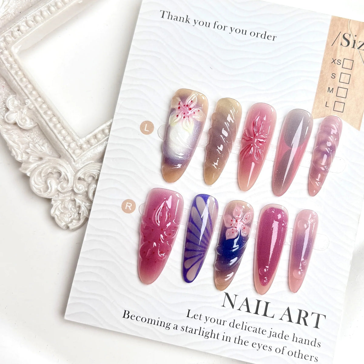 Press-On Nail Set Glue-Free Floral & Artistic