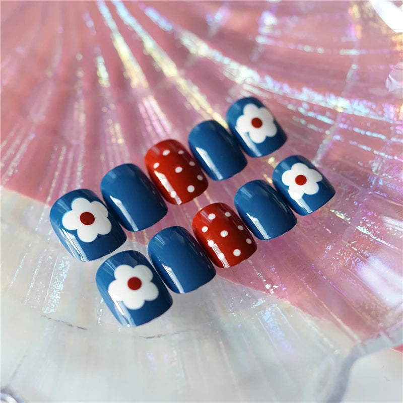 Press-On Nail Set Glue-On Floral & Polka Dot High-Gloss