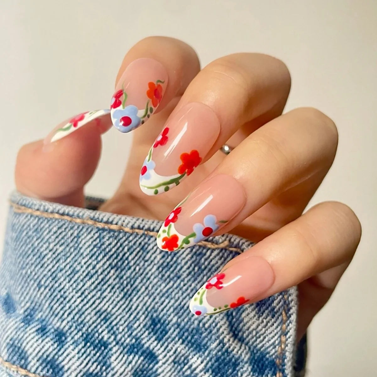 Press-On Nail Set Hand-Painted Floral Designs No Glue