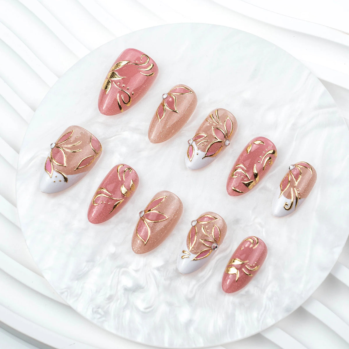 Press-On Nail Set Hand-Painted Floral Glossy Finish