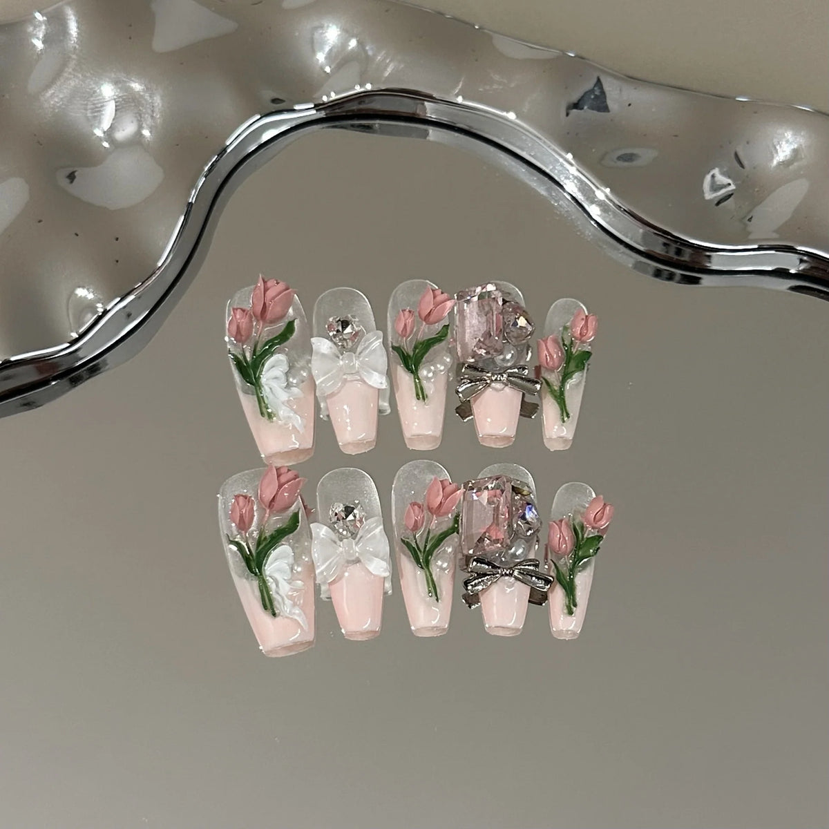 Press-On Nail Set Hand-Painted Floral No-Glue & Reusable