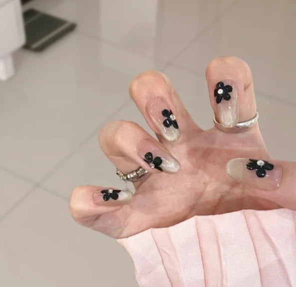 Press-On Nail Set Handcrafted Floral Long-Lasting Multiple Sizes