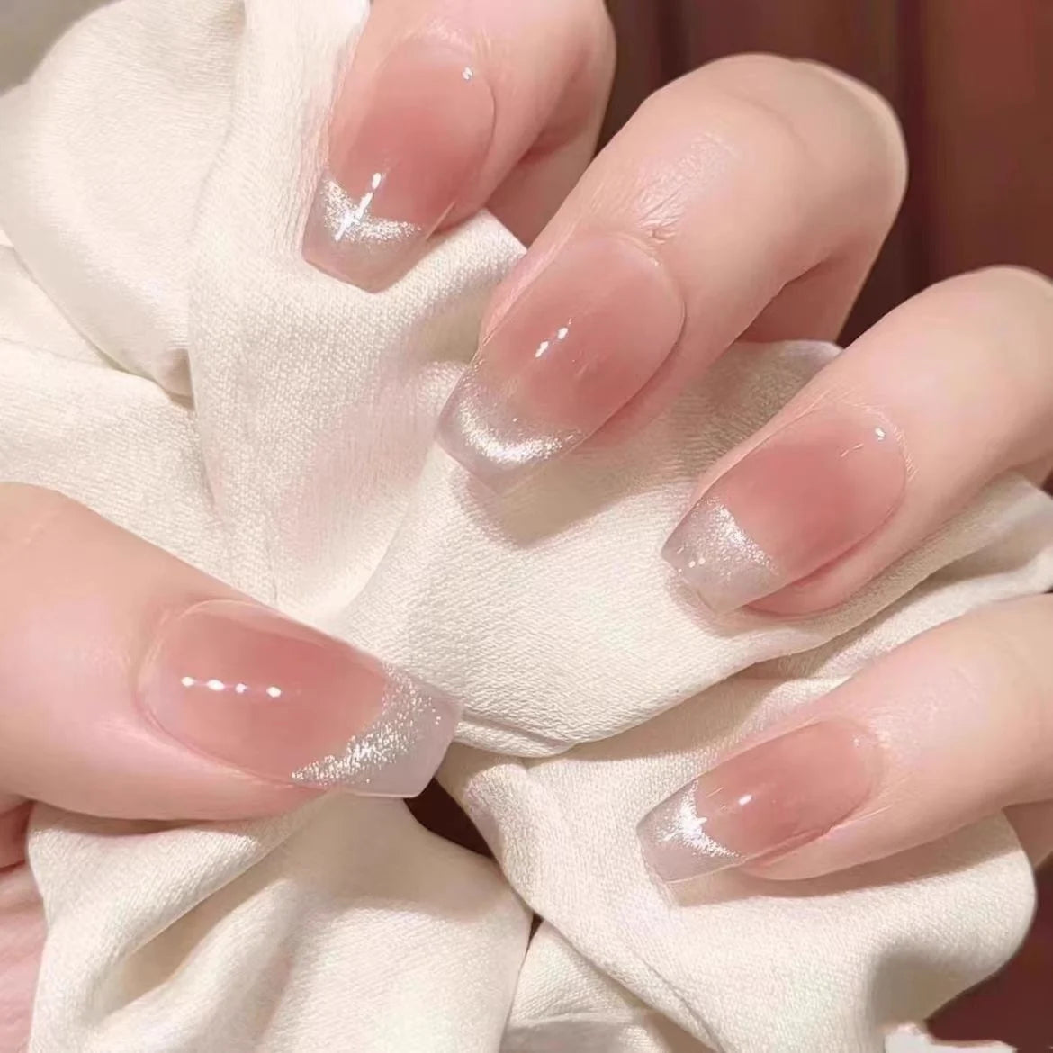 Press-On Nail Set Handcrafted Floral Long-Lasting Multiple Sizes