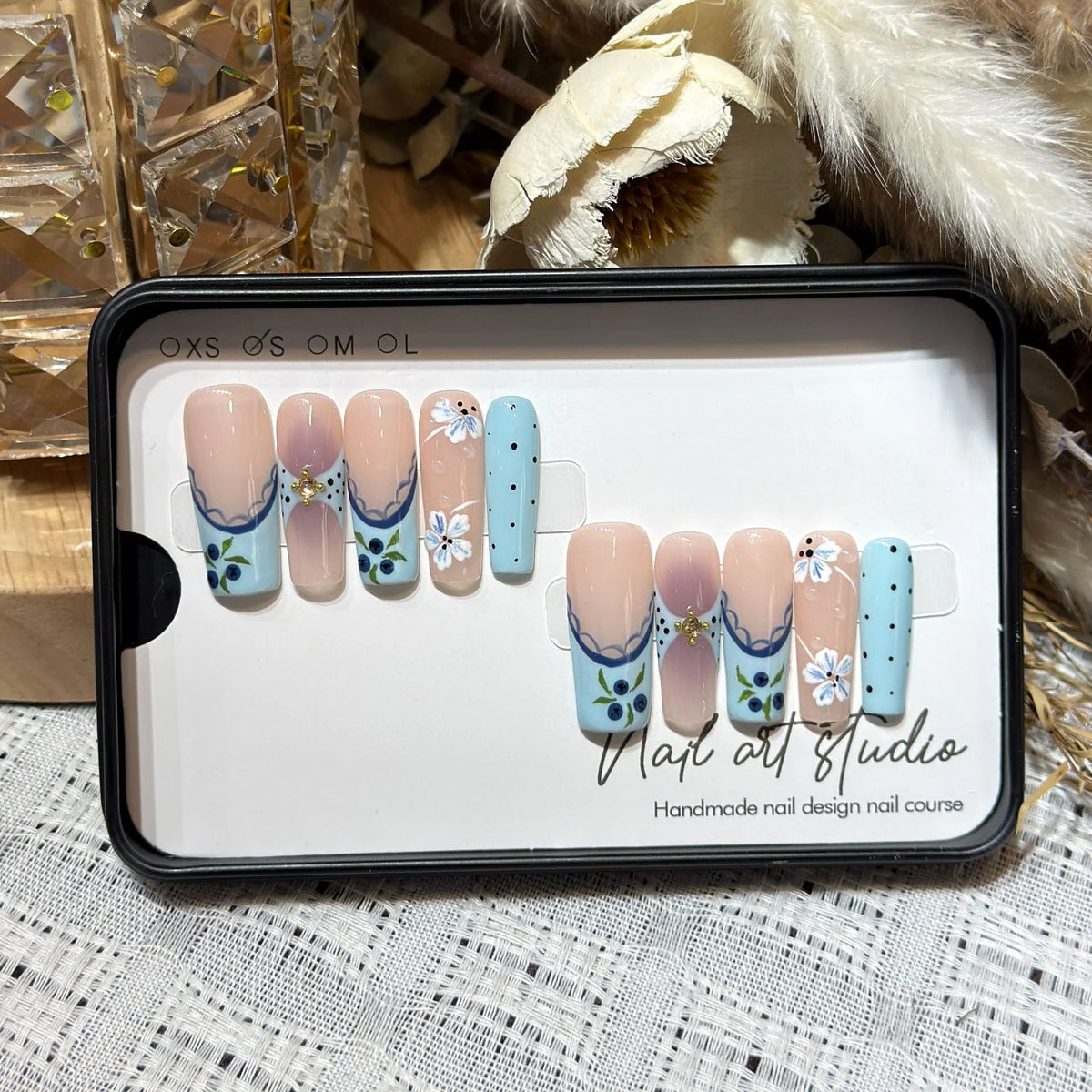 Press-On Nail Set Handmade Floral Adhesive Backing