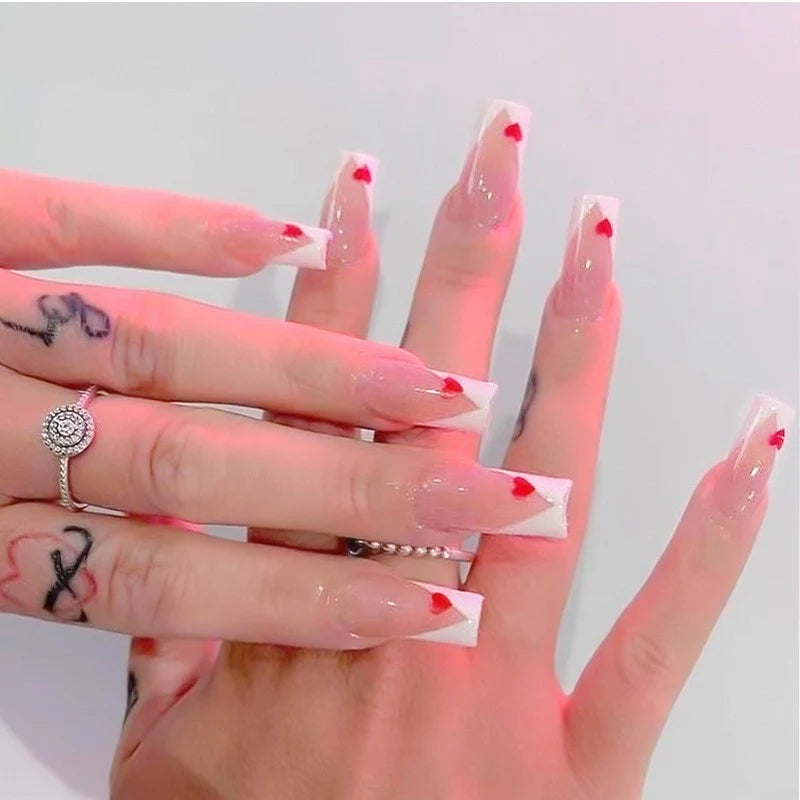 Press-On Nail Set Hearts & Argyle 24 Pieces