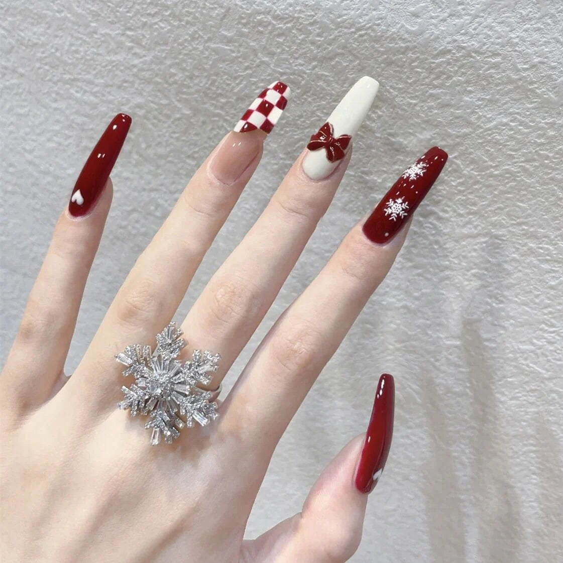 Press-On Nail Set Holiday Red Snowflake & Bow Designs