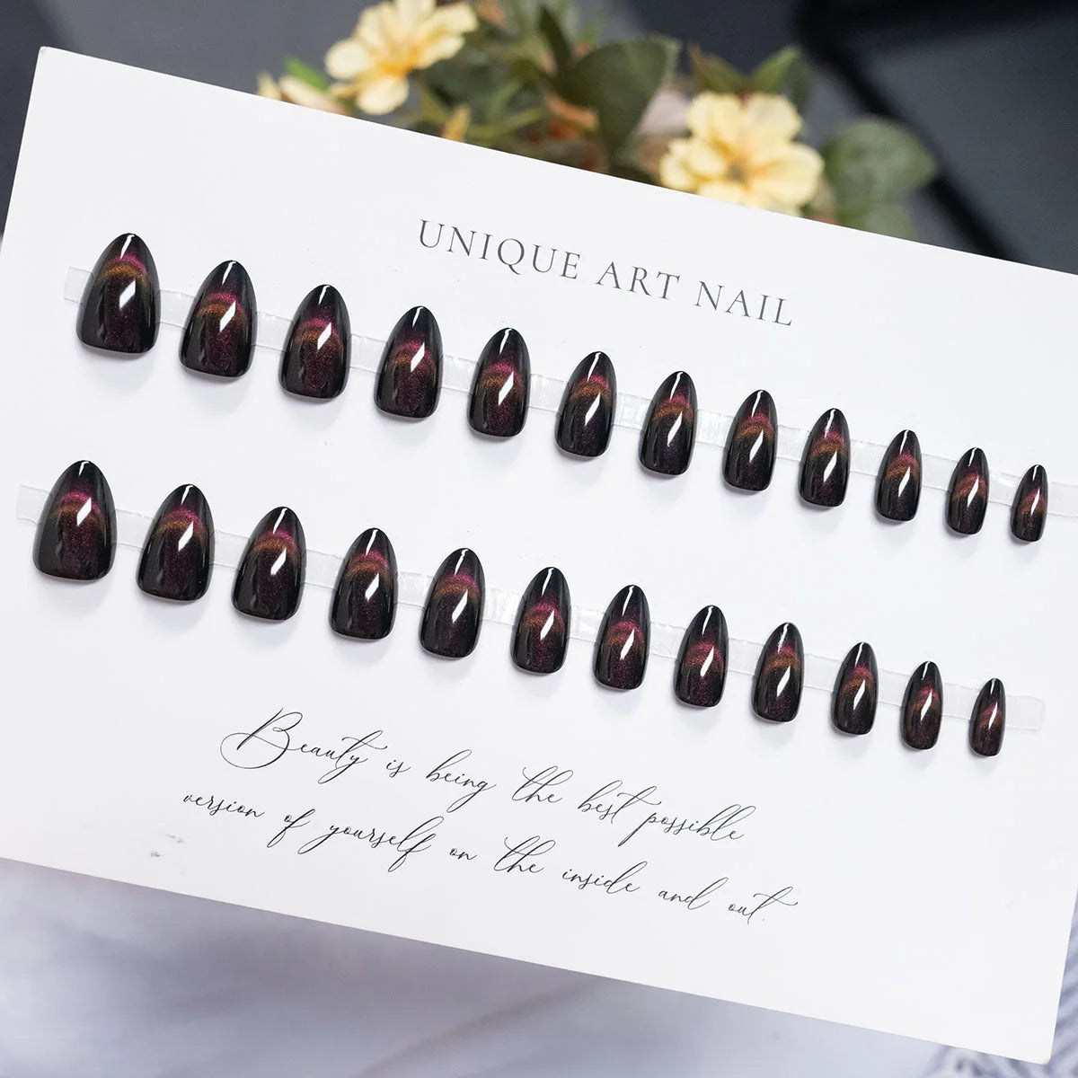 Press-On Nail Set Intricate Designs Almond Shape & Multiple Sizes