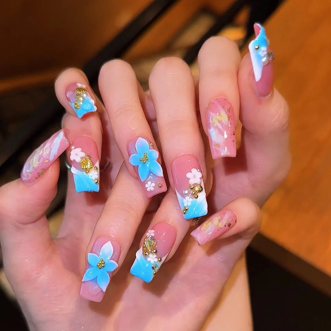 Press-On Nail Set Intricate Floral Durable & Easy Application