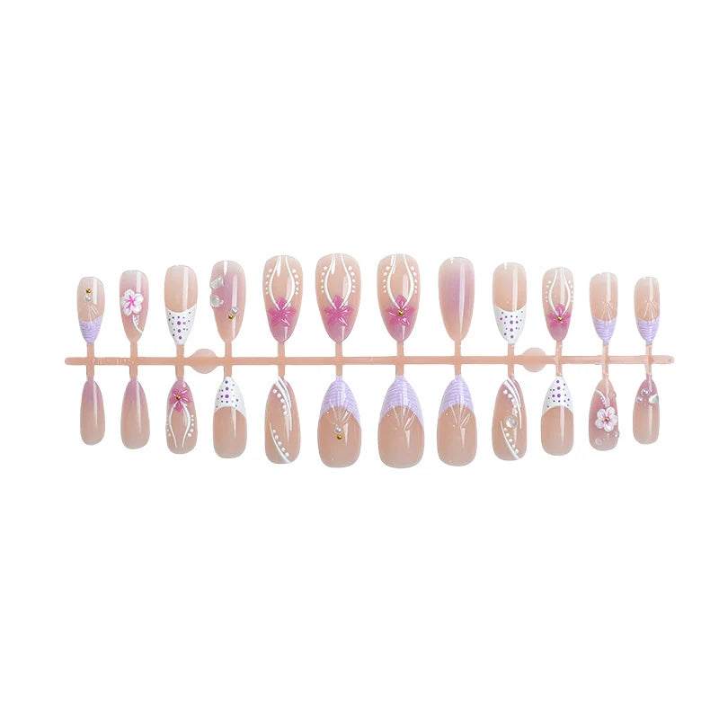 Press-On Nail Set Intricate Floral Self-Adhesive & Reusable