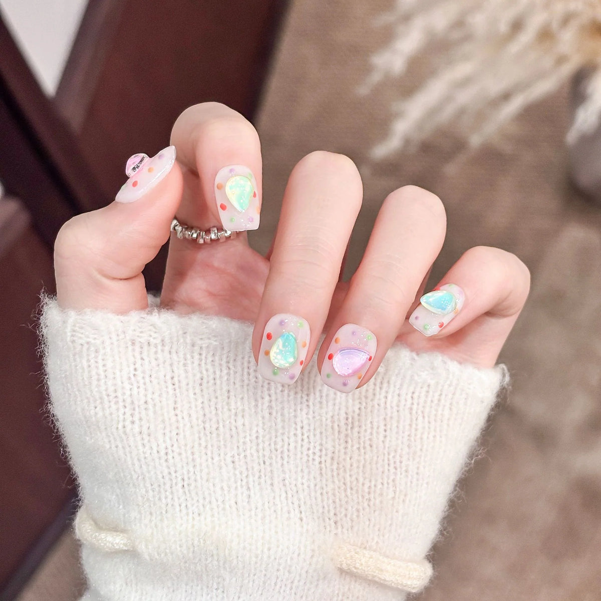 Press-On Nail Set Intricate Patterned Designs Easy To Apply