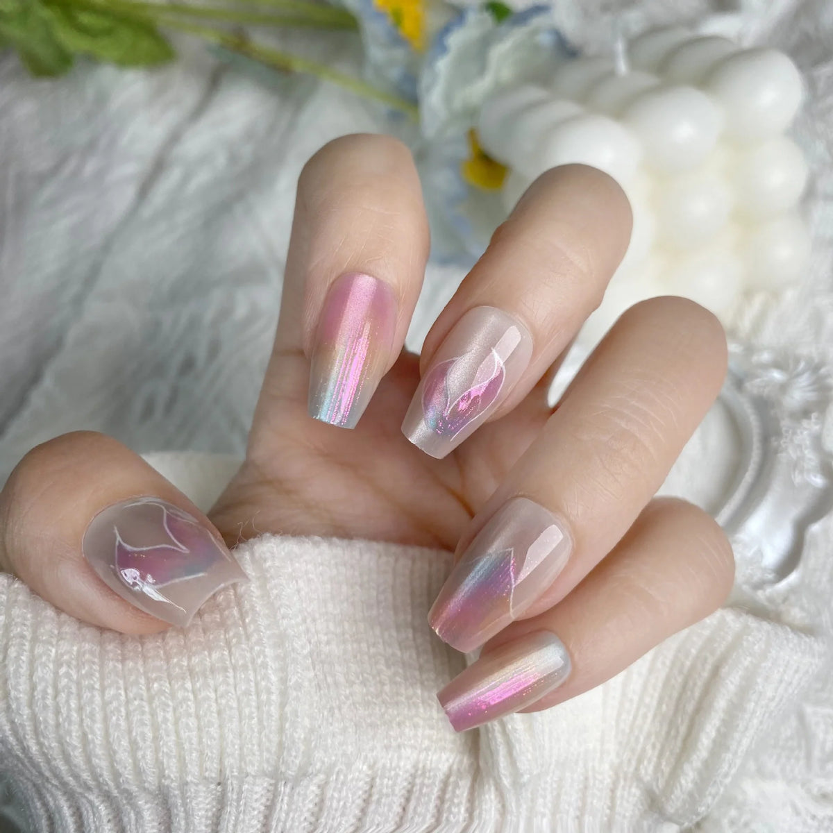 Press-On Nail Set Iridescent Floral Multiple Sizes & Adhesive Tabs