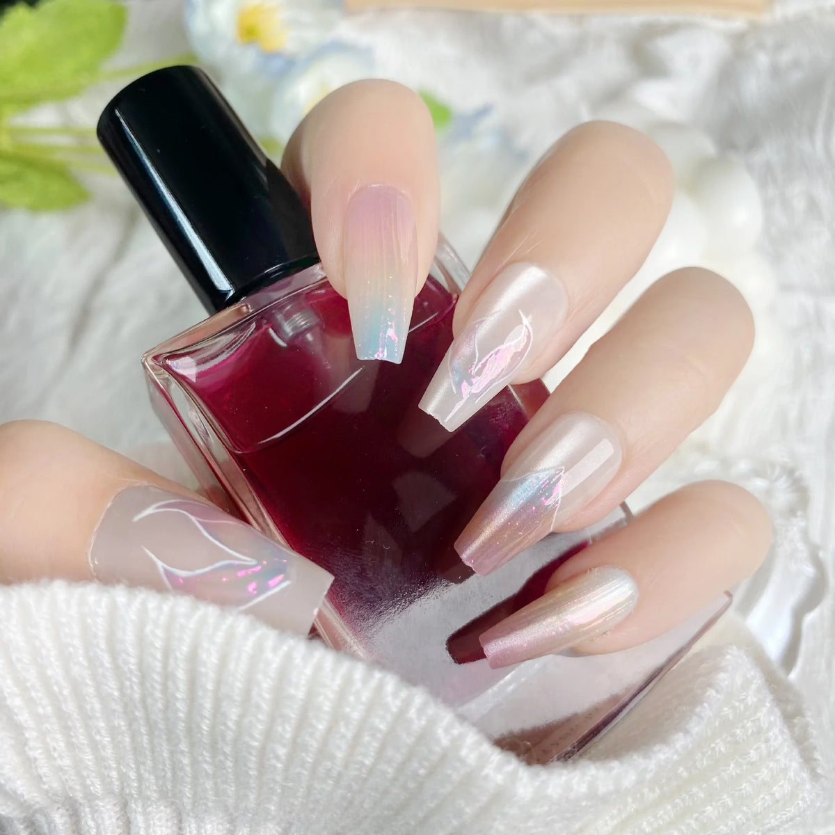 Press-On Nail Set Iridescent Floral Self-Adhesive