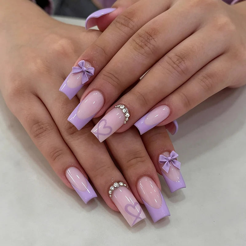Press-On Nail Set Light Purple & Clear Heart Accents