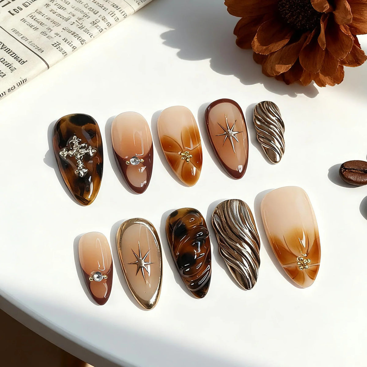 Press-On Nail Set Marble Effect & Easy Application